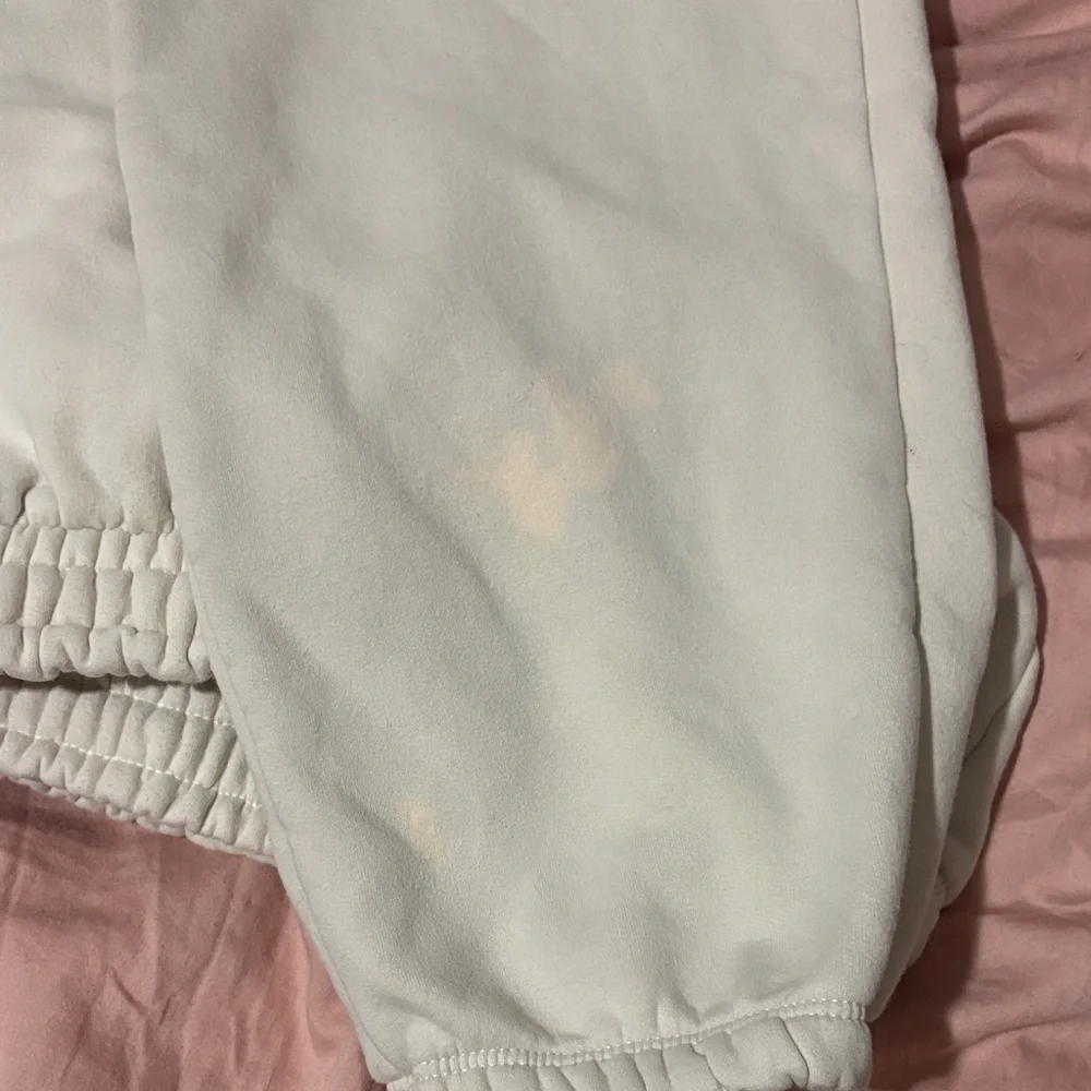 Athleta Kids Bone/Cream Sweatpants